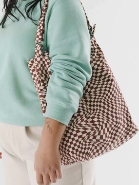 Baggu Horizontal Duck Bag - maroon trippy checker print